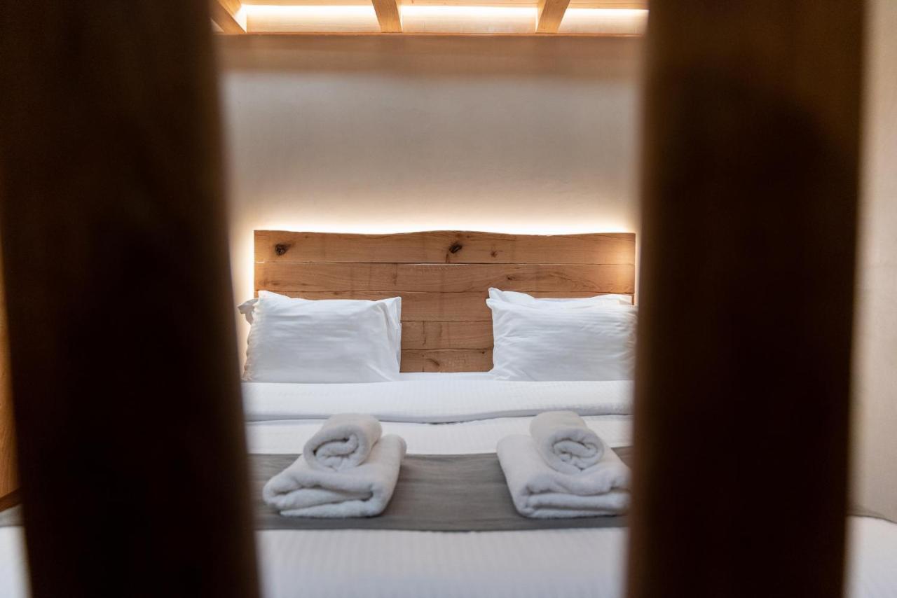 Theros By Agora Luxury Apartments In The Heart Of Heraklion Eksteriør billede