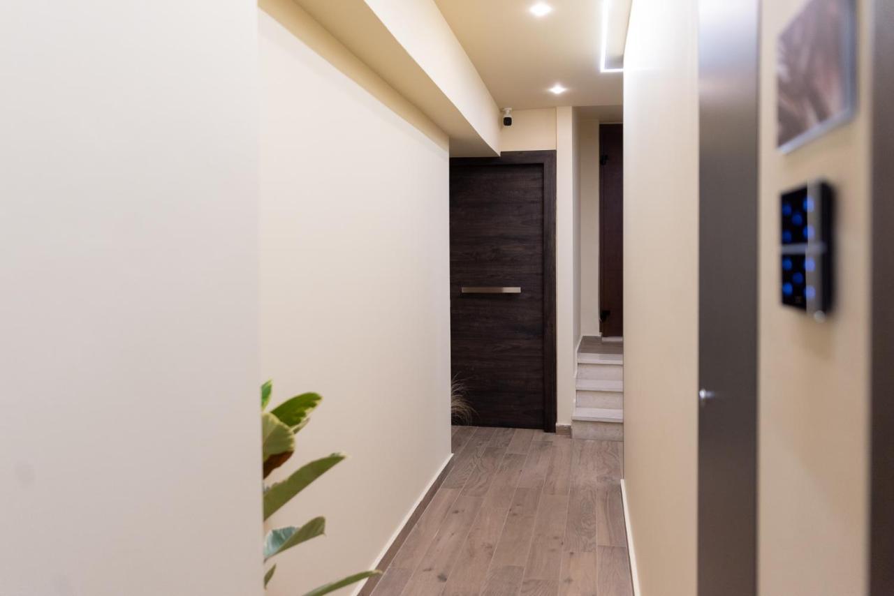 Theros By Agora Luxury Apartments In The Heart Of Heraklion Eksteriør billede